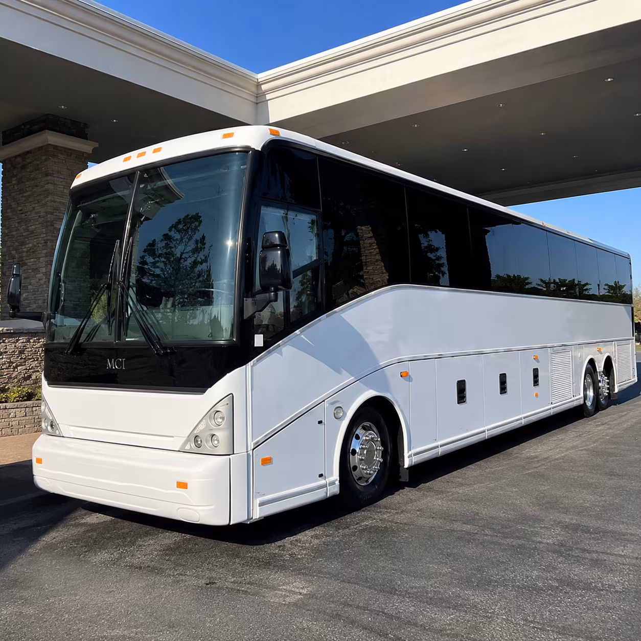 multi hotel pickup routes across downtown richmond to ric