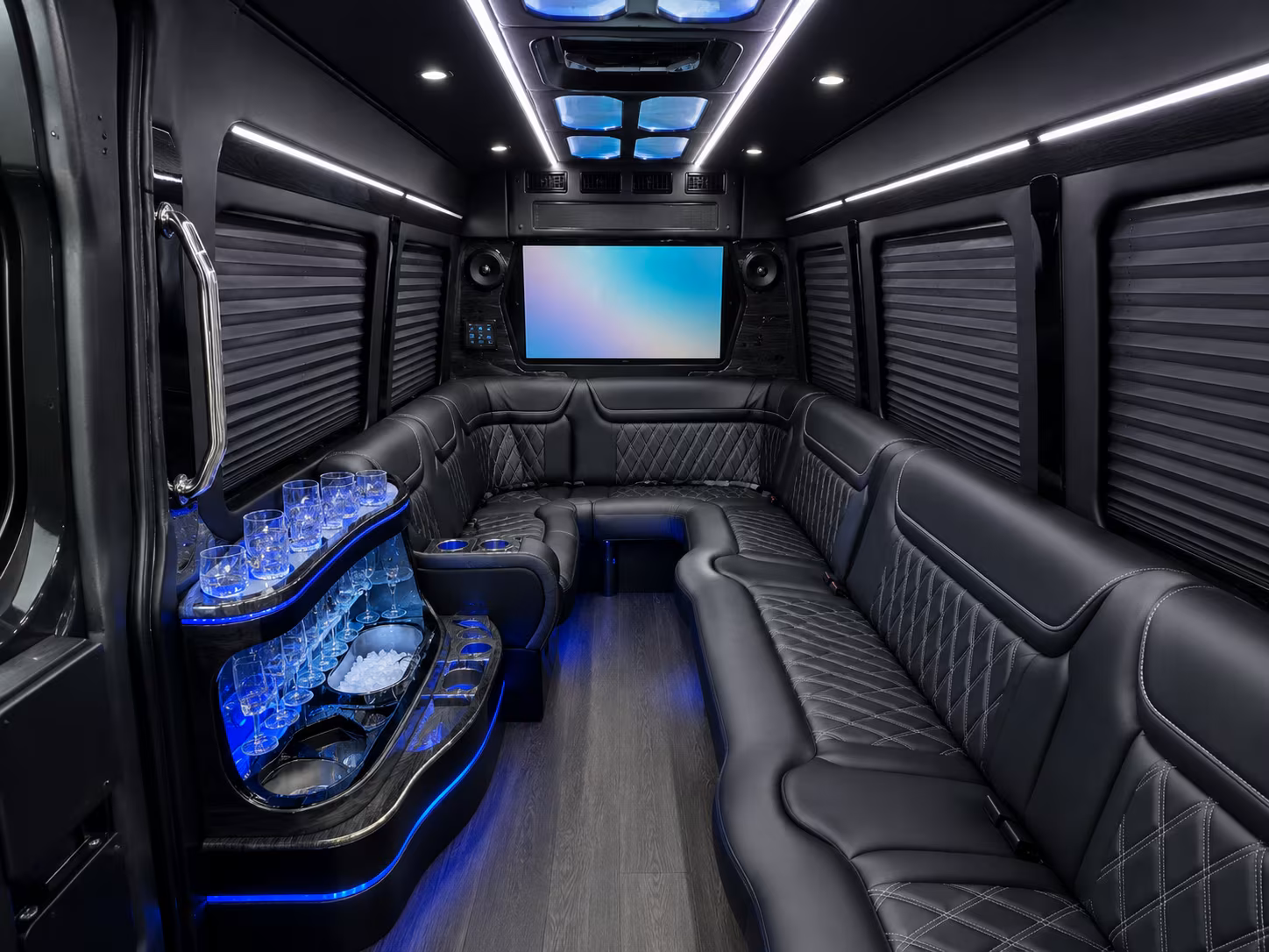 richmondvacharterbusservices com makes it easy to book convention and corporate shuttles at the greater richmond convention center